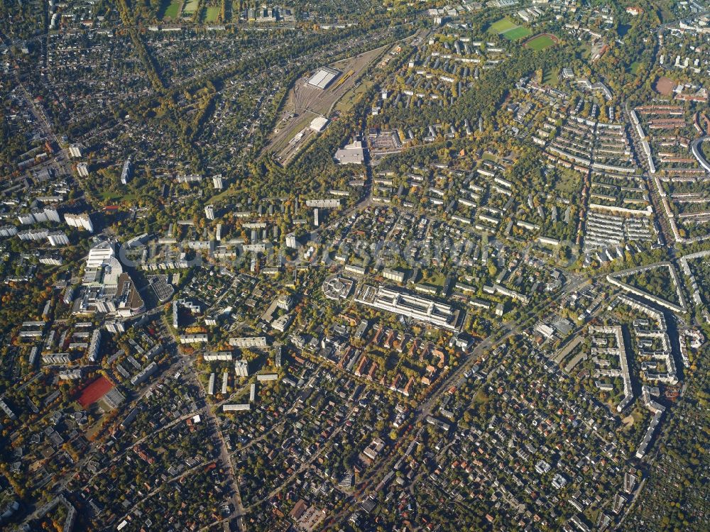 Berlin from above - Settlement near the BVG- Betriebswerkstatt Britz in Berlin in Germany