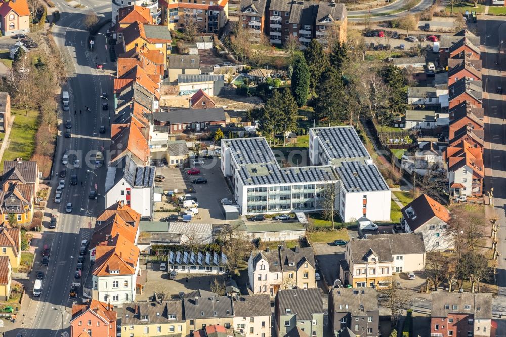 Aerial image Bönen - Settlement along the Bahnhofstrasse in Boenen in the state North Rhine-Westphalia, Germany