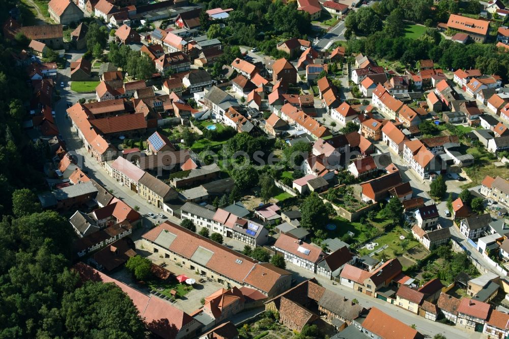 Langenstein from the bird's eye view: Settlement along the Quedlinburger Strasse in Langenstein in the state Saxony-Anhalt, Germany