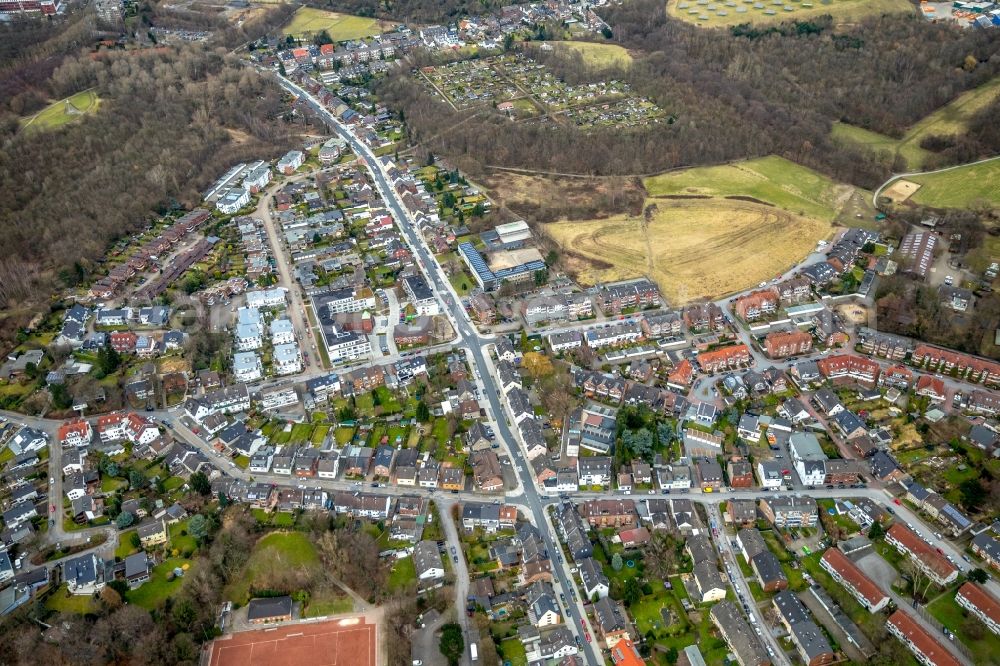 Aerial photograph Bottrop - Settlement entlang Am Quellenbusch in Bottrop in the state North Rhine-Westphalia, Germany