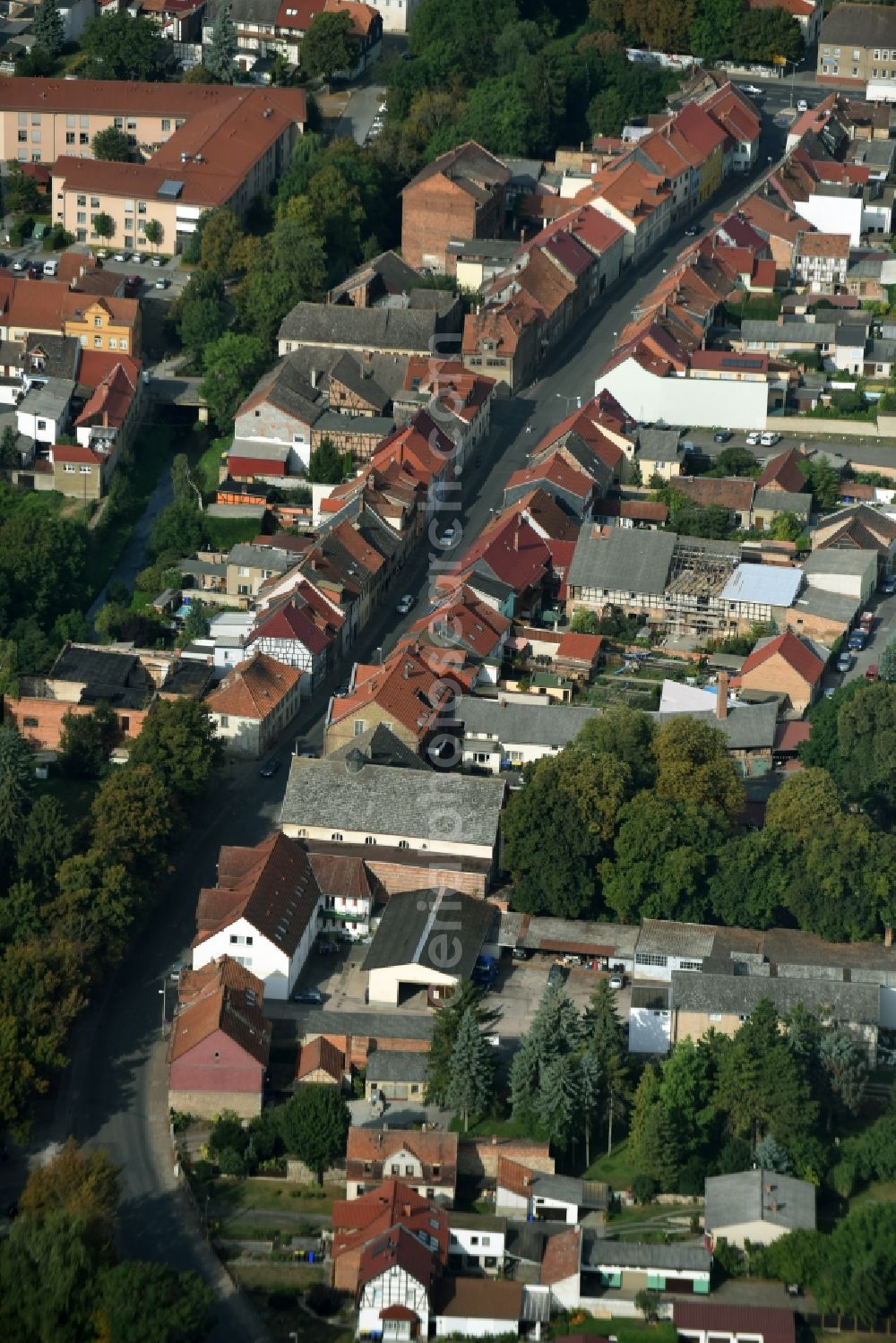 Aerial photograph Greußen - Settlement entlang der Strasse Neustadt in Greussen in the state Thuringia