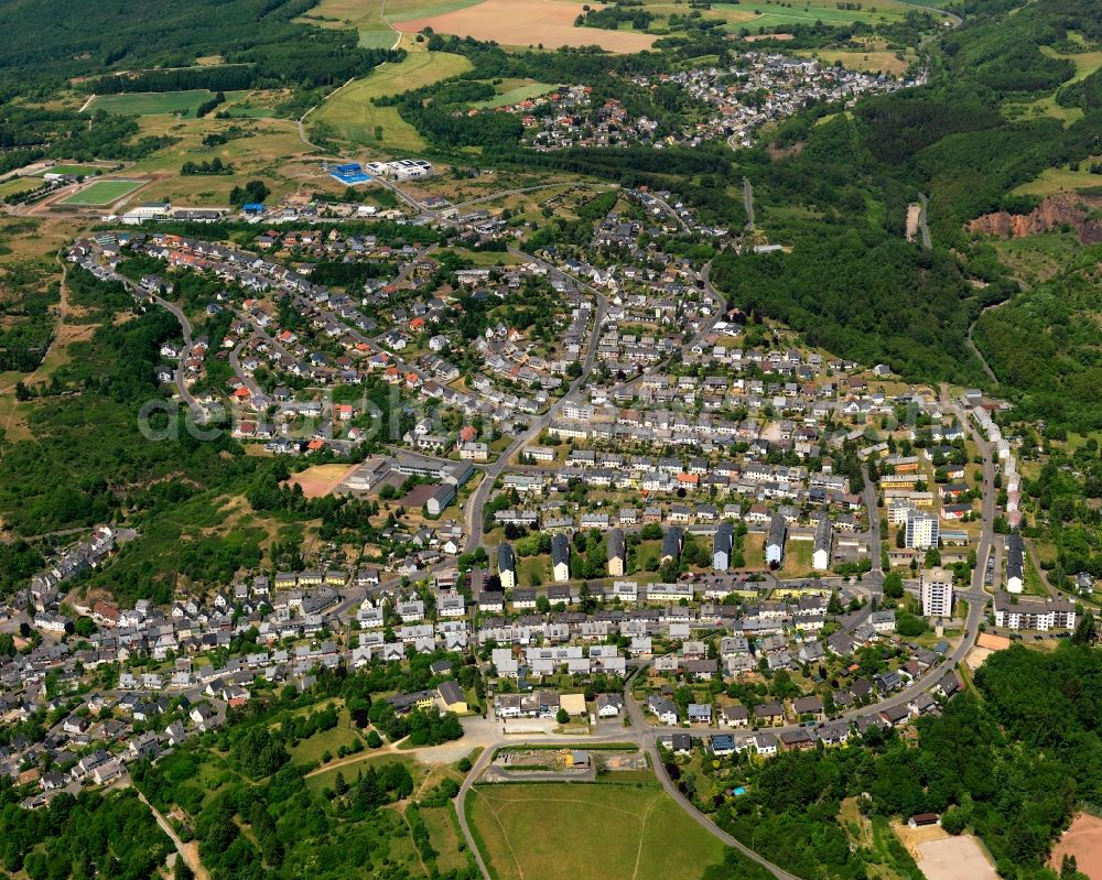 Idar-Oberstein from the bird's eye view: Residential area - settlement in Idar-Oberstein in Rhineland-Palatinate