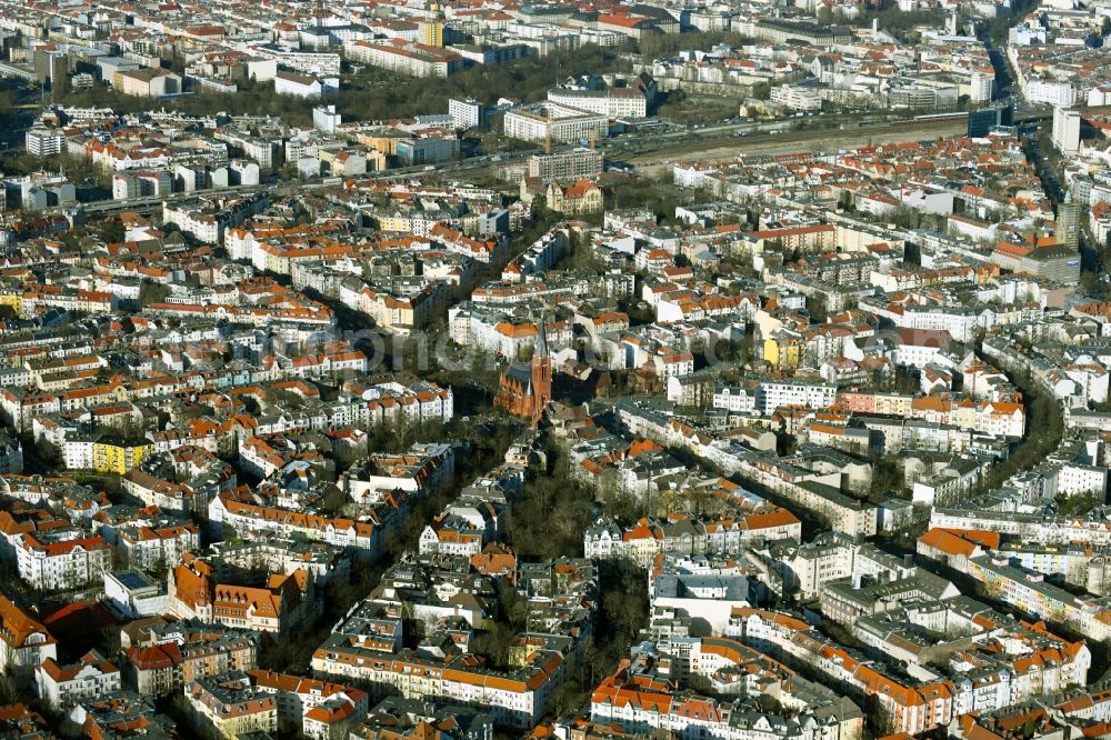 Aerial image Berlin - Settlement at the Rheinstrasse - Suedwestkorso - Wiesbadener street - Handjerystrasse near the Friedrich Wilhelm Platz overlooking the church building of the Kirche Zum Guten Hirten an der Bundesallee in Berlin