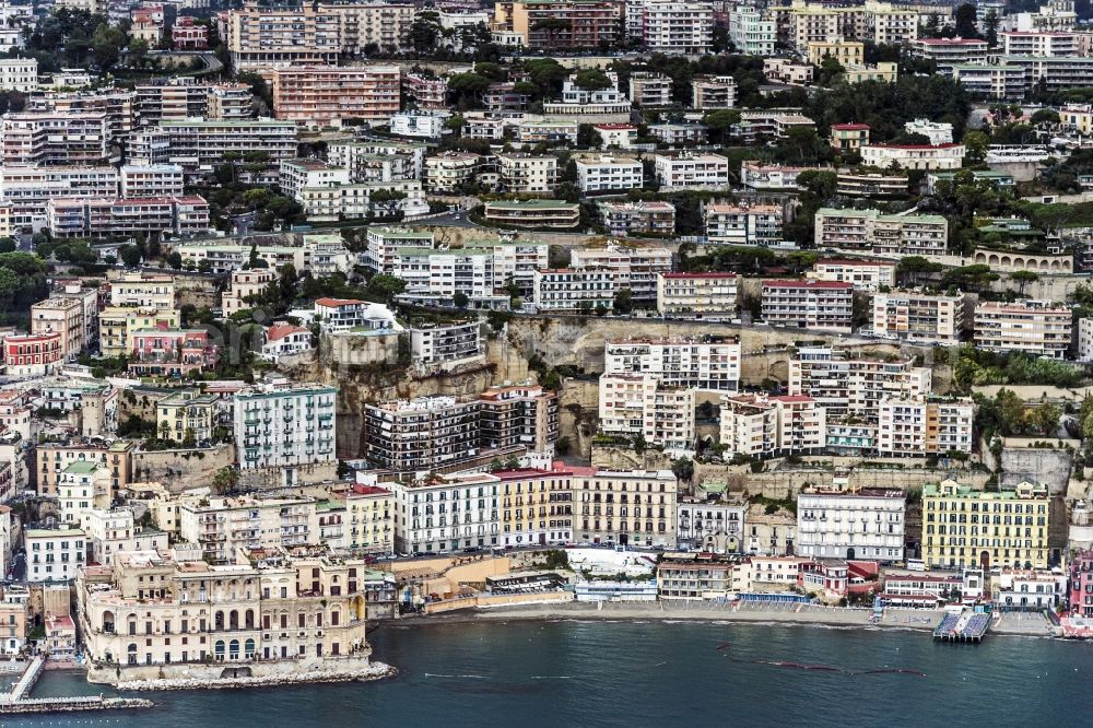 Neapel from the bird's eye view: Settlement in Naples in Italy