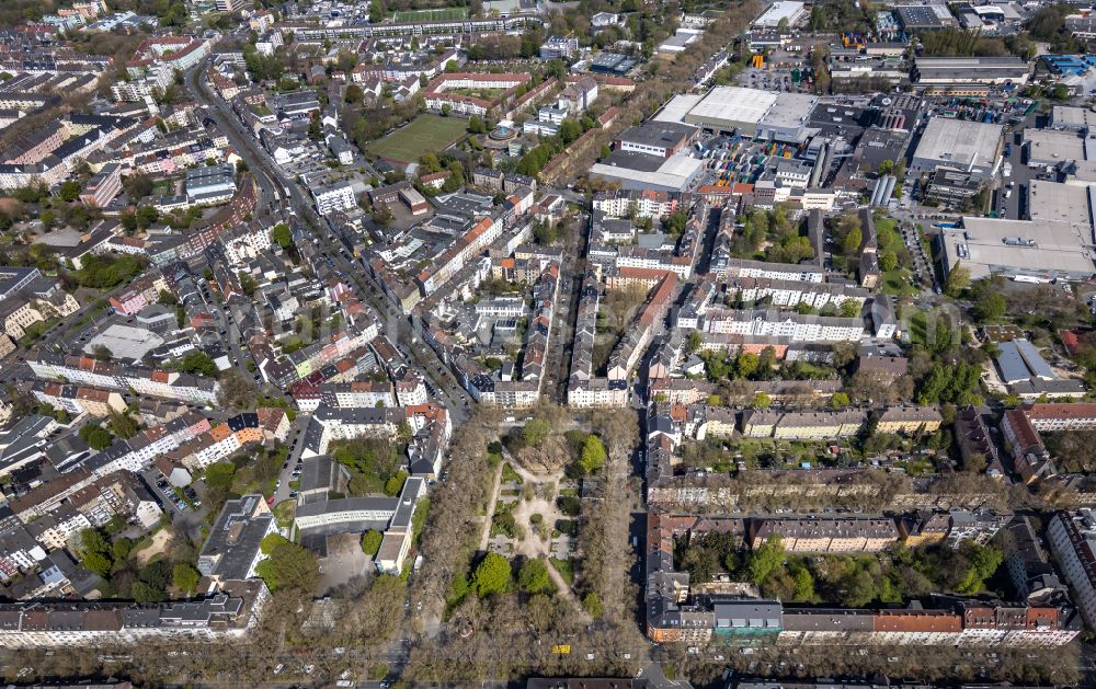 Dortmund from above - Residential area along the park Nordmarkt in the district Nordmarkt-Ost in Dortmund in the state North Rhine-Westphalia, Germany