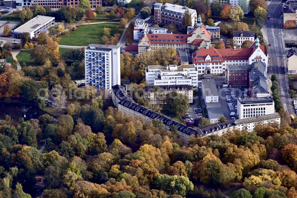 Chemnitz from above - Residential area along the park Schlossteichpark on street Erich-Schmidt-Strasse in Chemnitz in the state Saxony, Germany