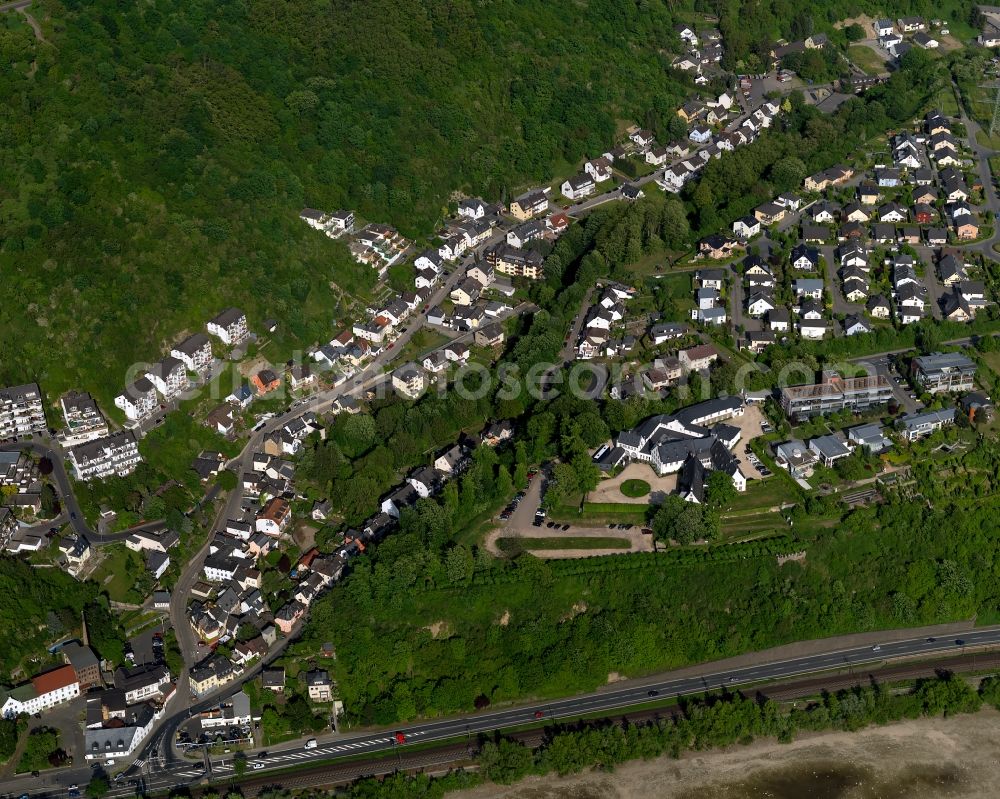 Vallendar, Mallendarer-Berg from the bird's eye view: Residential area - settlement in Vallendar, Mallendarer mountain on the B42 in the state of Rhineland-Palatinate