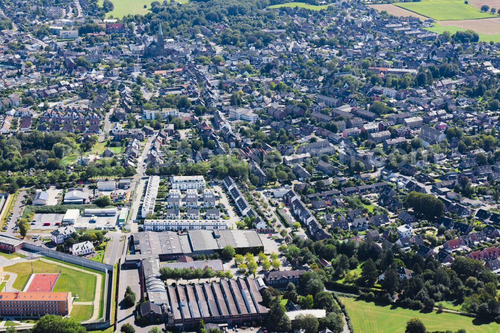 Aerial image Anrath - Settlement VERSEIDAG-Quartier along the Prinz-Ferdinand-Strasse in Anrath in the state North Rhine-Westphalia, Germany