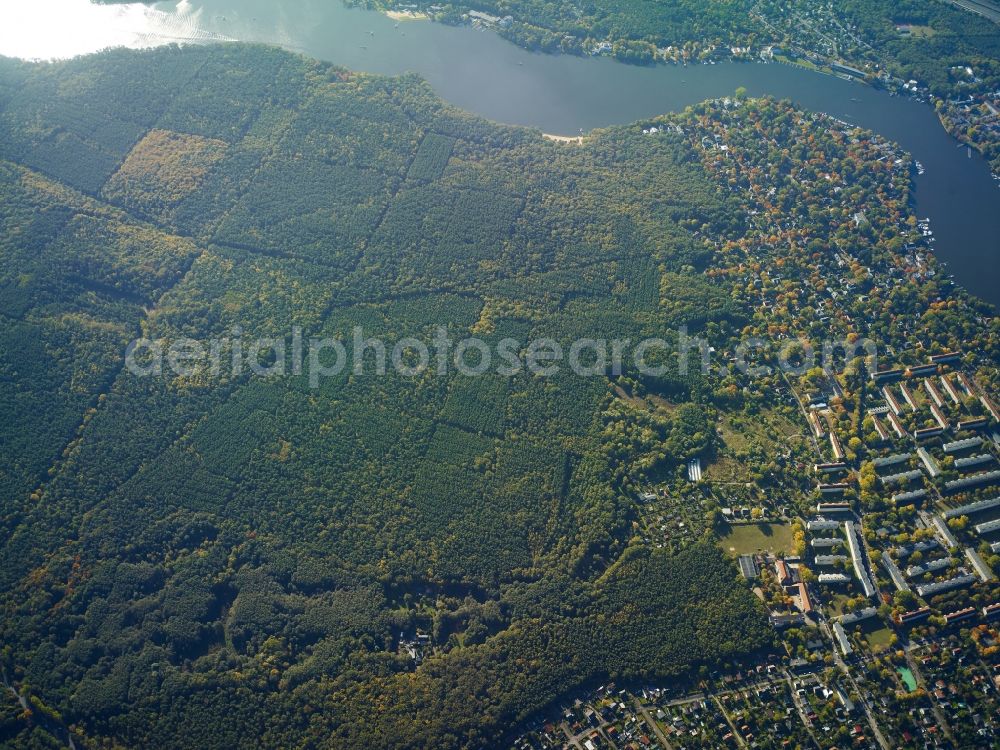 Aerial photograph Berlin - Settlement in Wendenschloss at the Langer See (Dahme) in Berlin in Germany