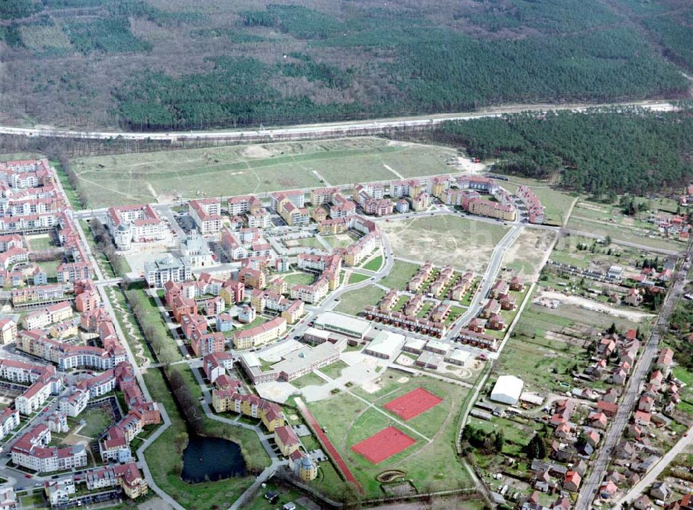 Aerial photograph Potsdam - Drewitz / Kirchsteigfeld - Wohngebietsneubauten in Potsdam-Kirchsteigfeld