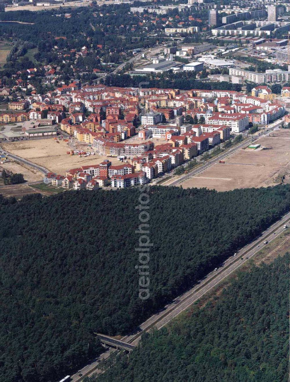 Aerial image Potsdam - Drewitz / Kirchsteigfeld - Wohngebietsneubauten in Potsdam-Kirchsteigfeld