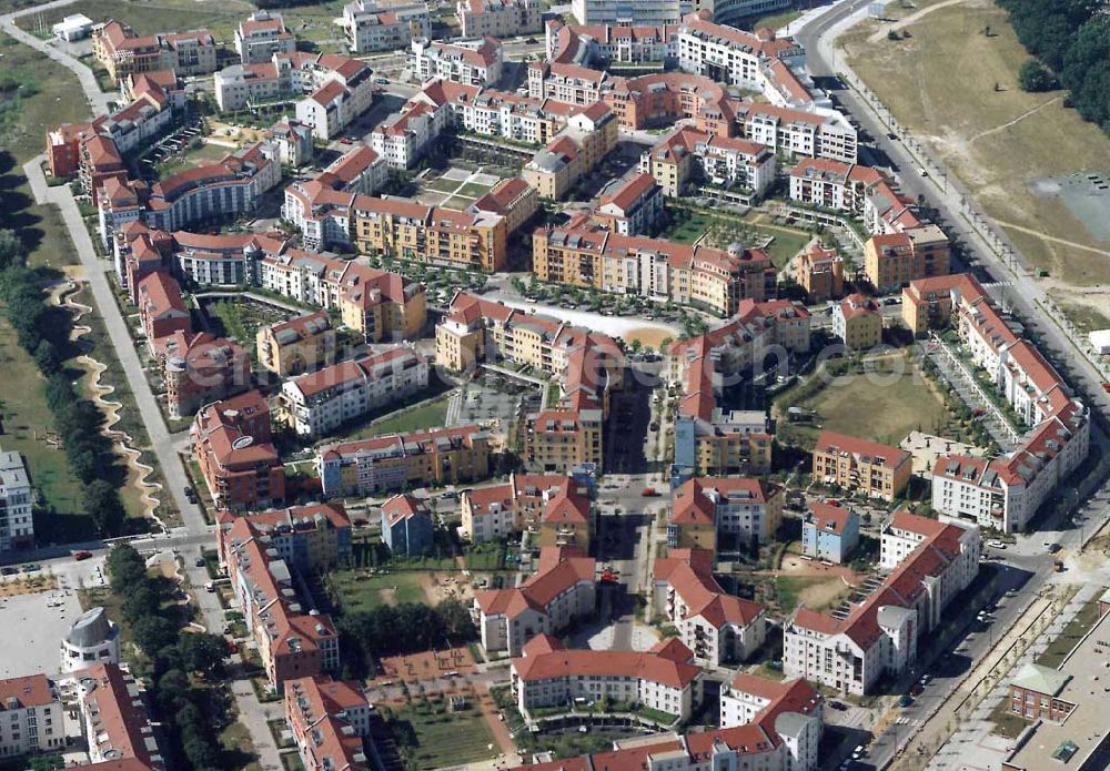 Potsdam - Drewitz / Kirchsteigfeld from above - Wohngebietsneubauten in Potsdam-Kirchsteigfeld