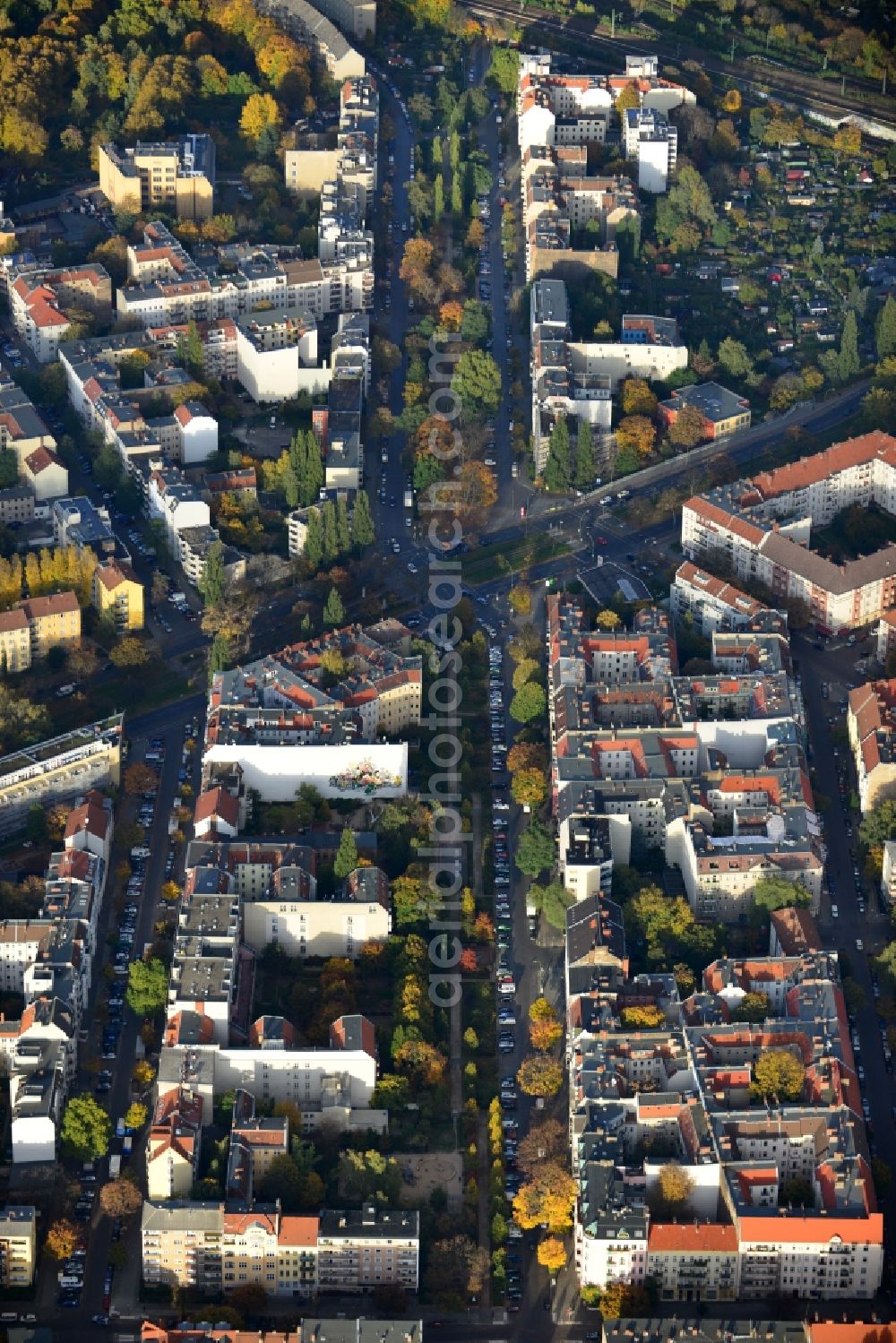 Aerial image Berlin OT Gesundbrunnen - View of residential buildings in the district of Gesundbrunnen in Berlin