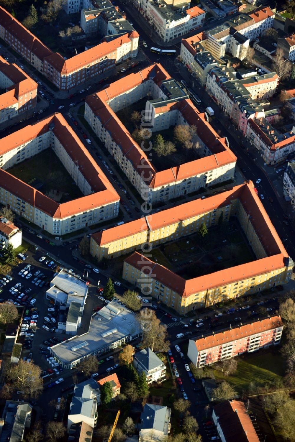 Aerial image Berlin OT Köpenick - View of residential buildings in the district of Koepenick in Berlin