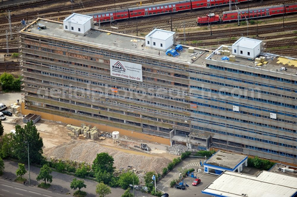 Aerial photograph Berlin - Renovation of apartment buildings on Frankfurter Allee in Berlin Lichtenberg