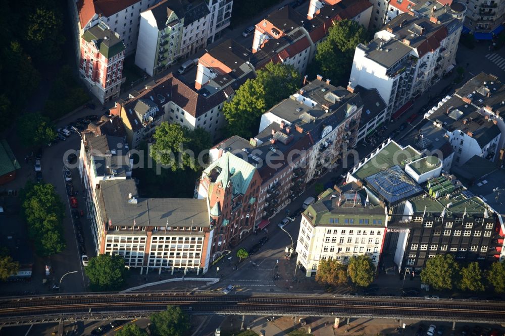 Hamburg from above - Residential area at the underground station landing bridges in Hamburg