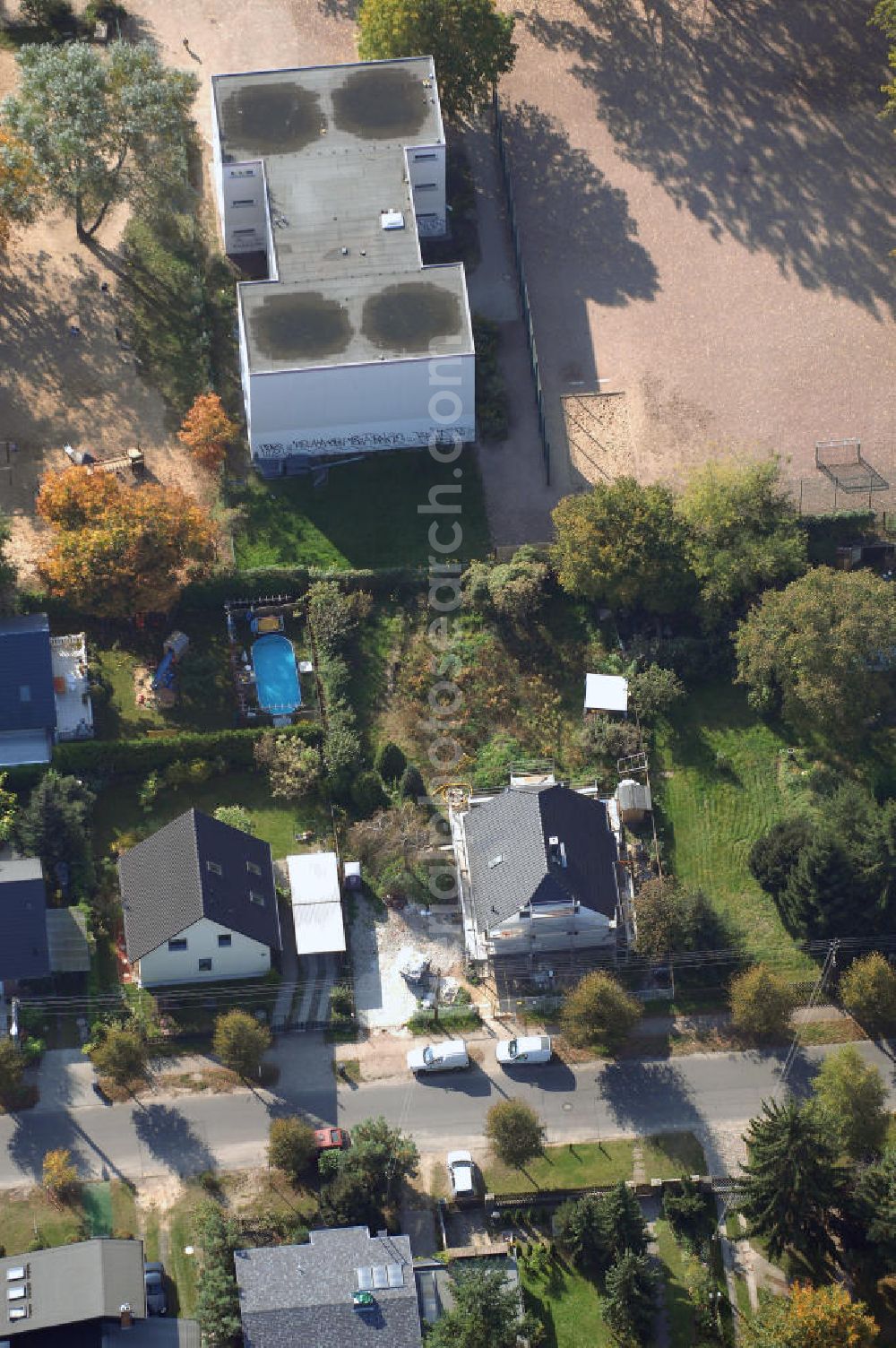 Aerial photograph Berlin - Blick auf die Wohngegend an der Bergedorfer Straße 88 in 12621 BERLIN Kaulsdorf-Süd