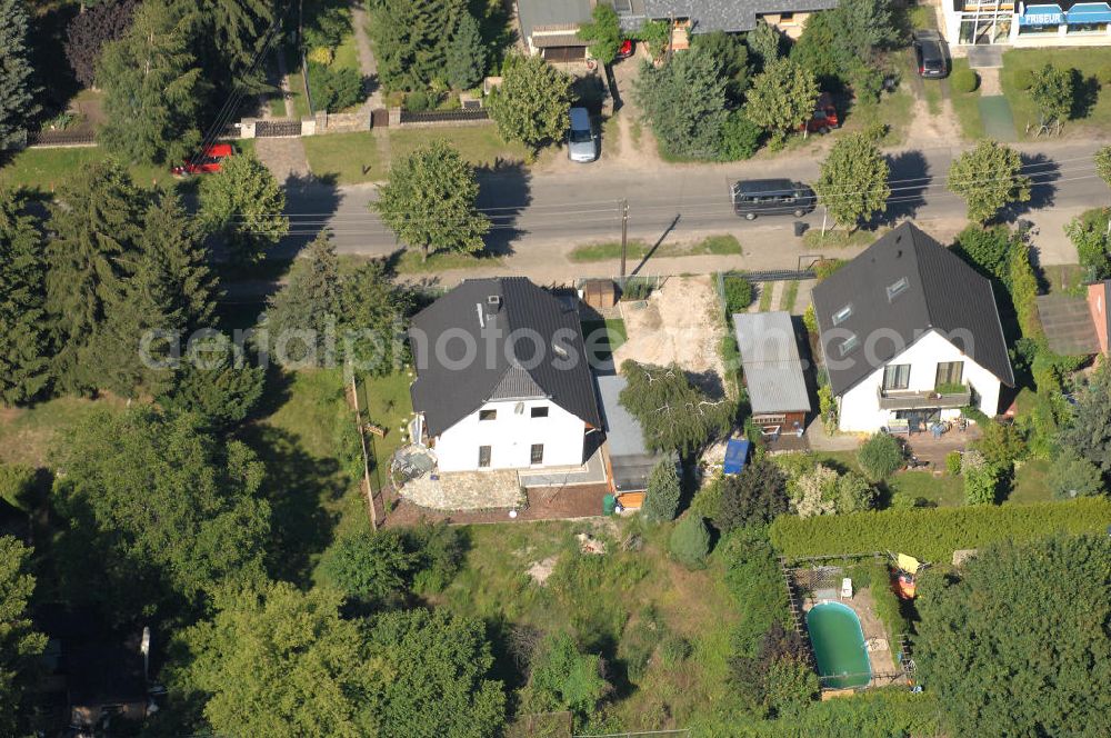 Berlin from above - Blick auf die Wohngegend an der Bergedorfer Straße 88 in 12621 BERLIN Kaulsdorf-Süd