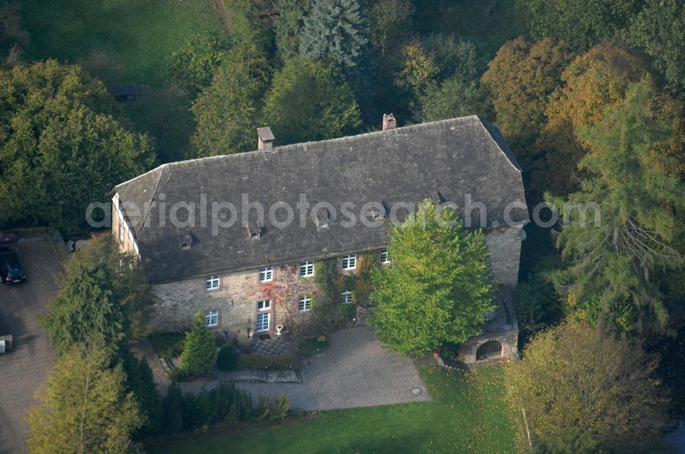 Aerial photograph Marienmünster - Blick auf ein Wohnhaus der Unternehmensgruppe Markus Gerold an der Abtei 10 in 37696 Marienmünster.