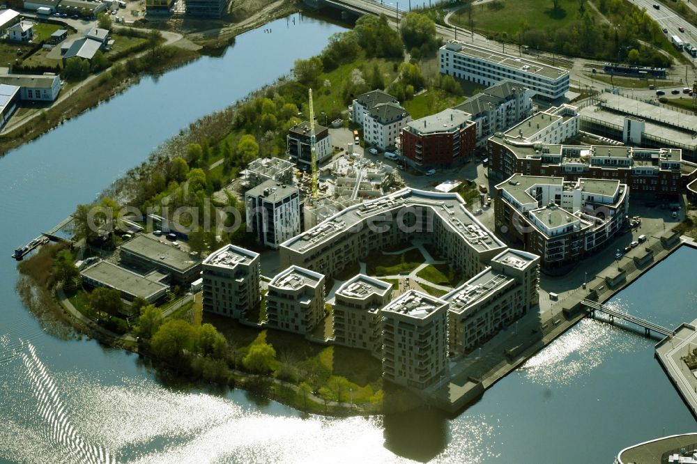 Aerial image Rostock - Apartment building settlement on the wooden peninsula in Rostock in the state Mecklenburg-Western Pomerania, Germany