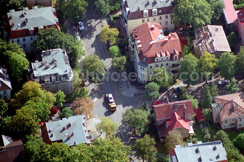 Berlin-Karlshorst from above - Blick auf das Wohngebiet Ehrlichstraße Ecke Stühliger Straße in Berlin-Karlshorst