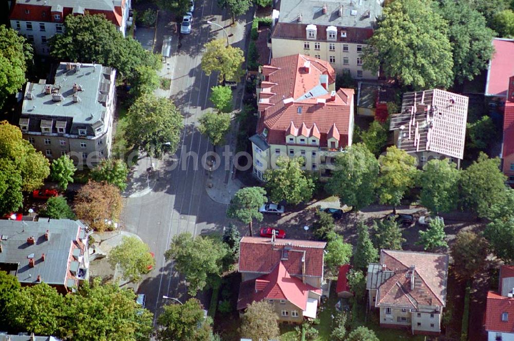 Berlin-Karlshorst from the bird's eye view: Blick auf das Wohngebiet Ehrlichstraße Ecke Stühliger Straße in Berlin-Karlshorst