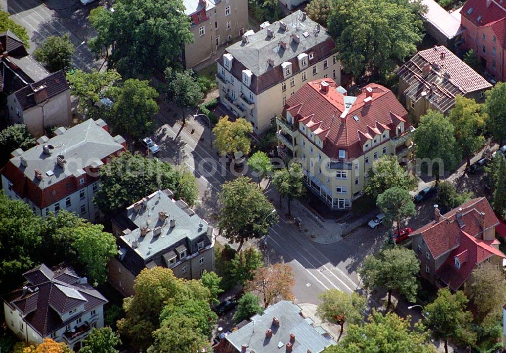 Aerial image Berlin-Karlshorst - Blick auf das Wohngebiet Ehrlichstraße Ecke Stühliger Straße in Berlin-Karlshorst