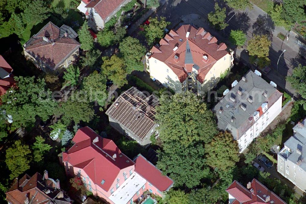 Aerial photograph Berlin-Karlshorst - Blick auf das Wohngebiet Ehrlichstraße Ecke Stühliger Straße in Berlin-Karlshorst