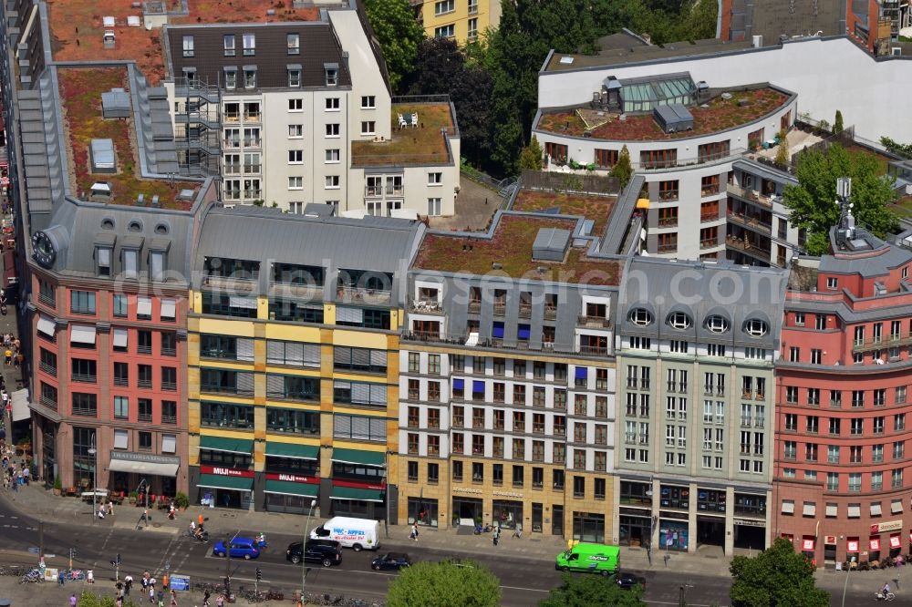 Berlin Mitte from the bird's eye view: Residential and business house ensemble at Hackescher Markt in Berlin-Mitte