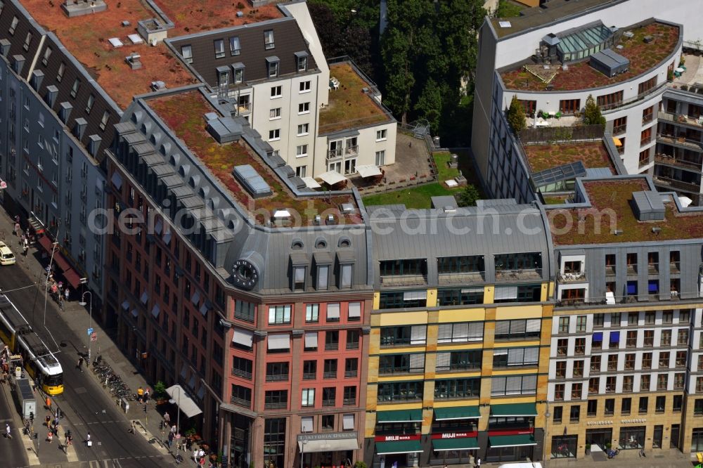 Aerial photograph Berlin Mitte - Residential and business house ensemble at Hackescher Markt in Berlin-Mitte