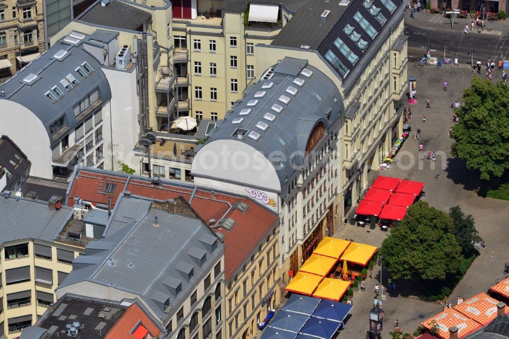 Berlin Mitte from the bird's eye view: Residential and business house ensemble at Hackescher Markt in Berlin-Mitte