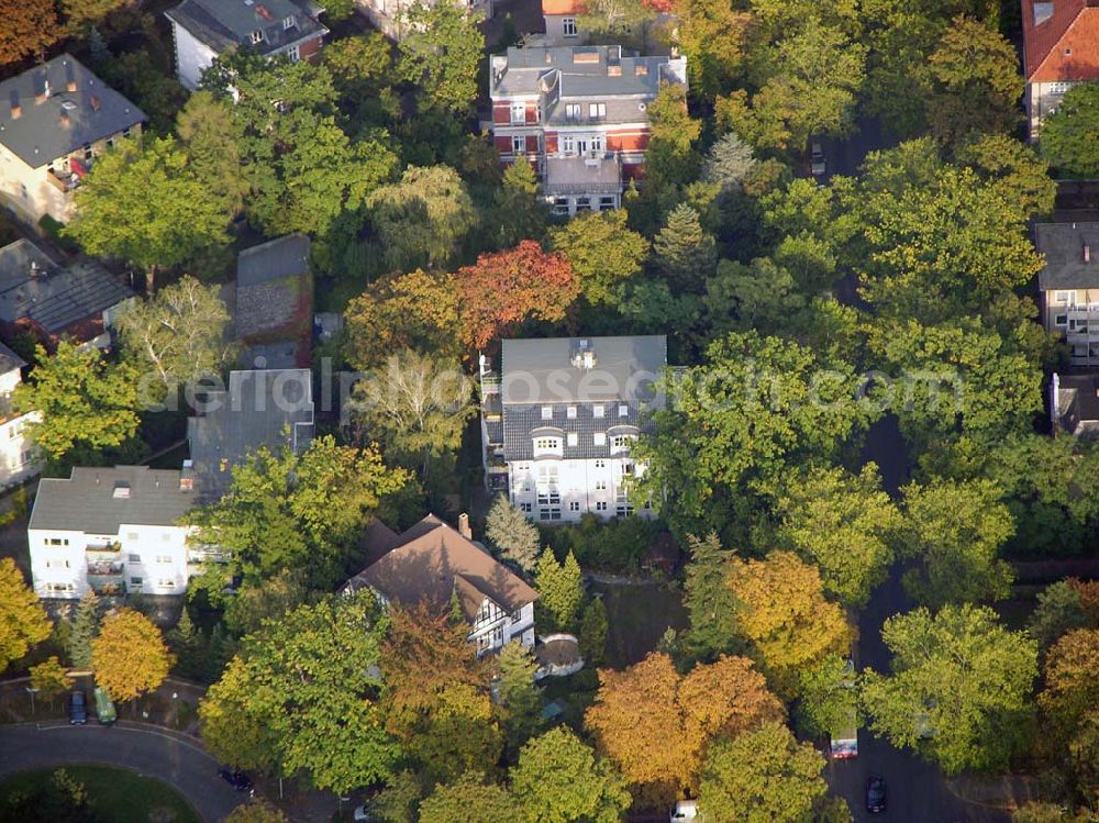 Lichtenrade from above - 05.10.2004 Wohnhaus in Lichtenrade in der Morgensternstr. 9, 10967 Berlin.