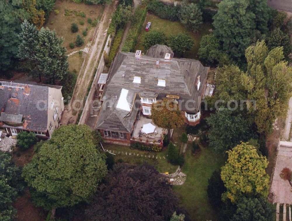 Aerial photograph Potsdam - Babelsberg - Wohnhaus Rosa-Luxemburg-Straße 21 in Potsdam-Babelsberg 18.09.1997