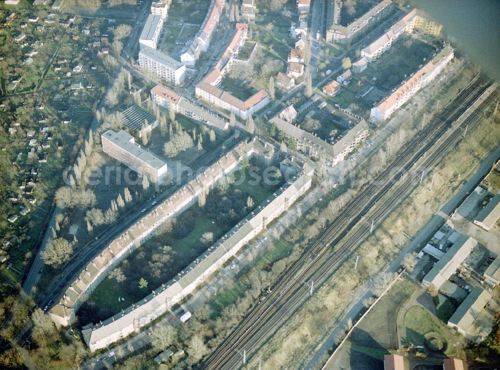 Berlin - Karlshorst from above - Wohnhaussiedlung an der Stolzenfeldstraße in Berlin-Lichtenberg.