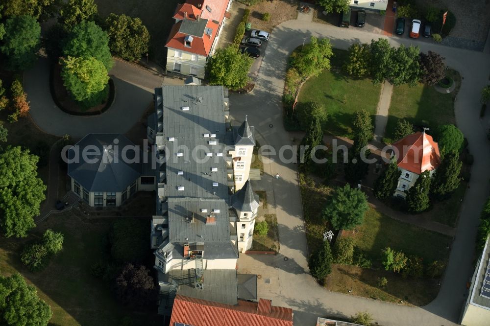 Zehringen from the bird's eye view: Home for disabled people Gut Zehringen in Zehringen in the state of Saxony-Anhalt. The estate and premises are located on site of a former agricultural mansion in the center of the village