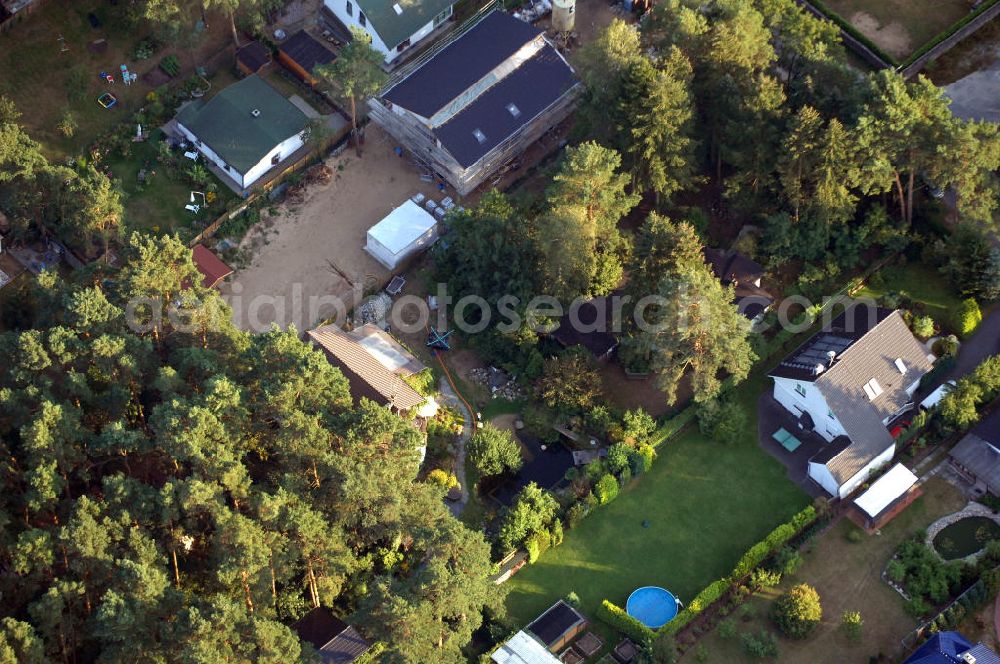 Aerial photograph Berlin - Blick auf Wohnhäuser an der Duchtother Straße in Berlin - Müggelheim