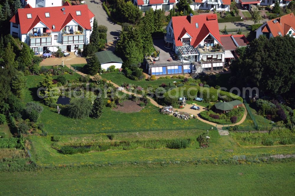 Aerial image Graal-Müritz - Residential houses and settlement in the South of Graal-Mueritz in the state of Mecklenburg - Western Pomerania. The residential buildings of the settlement include small gardens and are located in the South of the spa town in the county district of Rostock