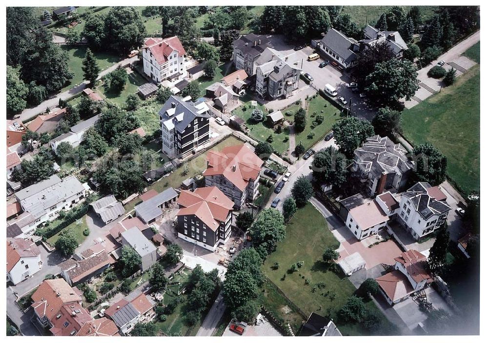 Aerial photograph Friedrichroda / Thür. - Wohnhäuser am Finsterberger Weg 4 in Friedrichroda / Thür..