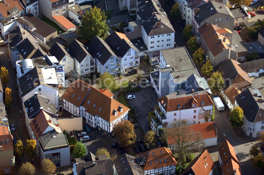 Unna from above - Wohnhäuser an der Gerhart-Hauptmann-Strasse 29 in 59425 Unna - ein Projekt der Unternehmensgruppe Markus Gerold an der Vaerstbrücke 1 in 59425 Unna.