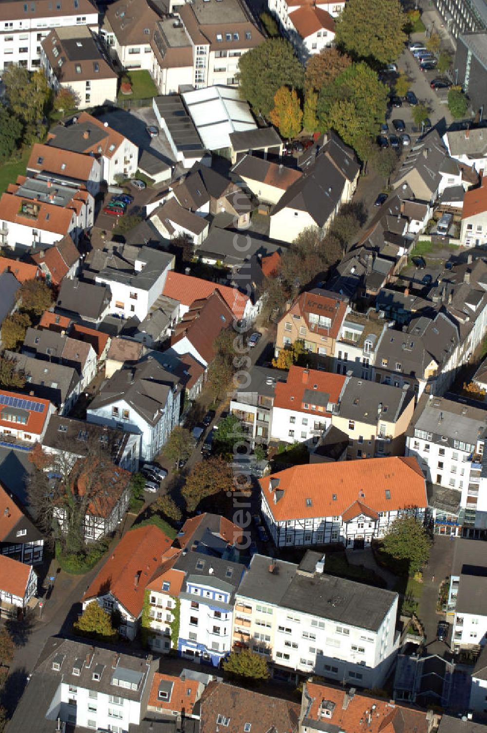 Unna from the bird's eye view: Wohnhäuser an der Gerhart-Hauptmann-Strasse 29 in 59425 Unna - ein Projekt der Unternehmensgruppe Markus Gerold an der Vaerstbrücke 1 in 59425 Unna.