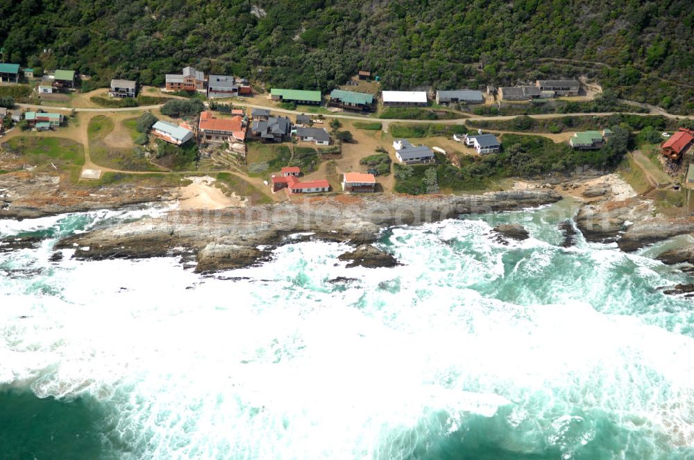 WESTKAP from above - Residental buildings on the cliffs of the South African Western Cape