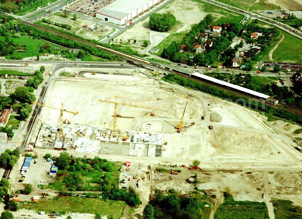 Berlin - Biesdorf from the bird's eye view: Wohnneubau am U-Bahnhof Biesdorf - Süd