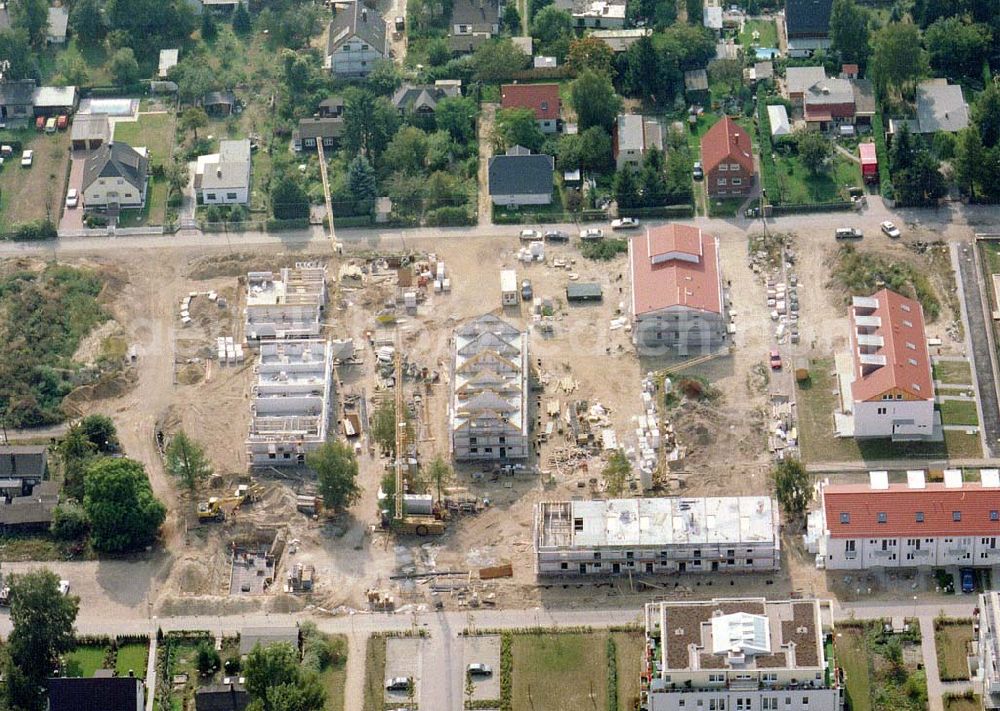 Berlin - Buchholz from the bird's eye view: Wohnneubau im Bereich der Schützenstraße und des Jean-Calas-Weges in Französisch - Buchholz in Berlin - Pankow. (Projekt der IKV mbH Wiesbaden).