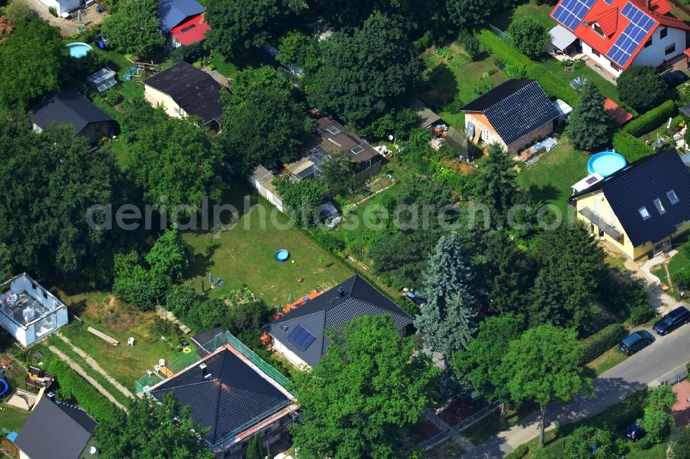 Aerial photograph Fredersdorf-Vogelsdorf - Residential new construction in the house - residential area on the Richard-Wagner-Straße in Fredersdorf-Vogelsdorf in Brandenburg