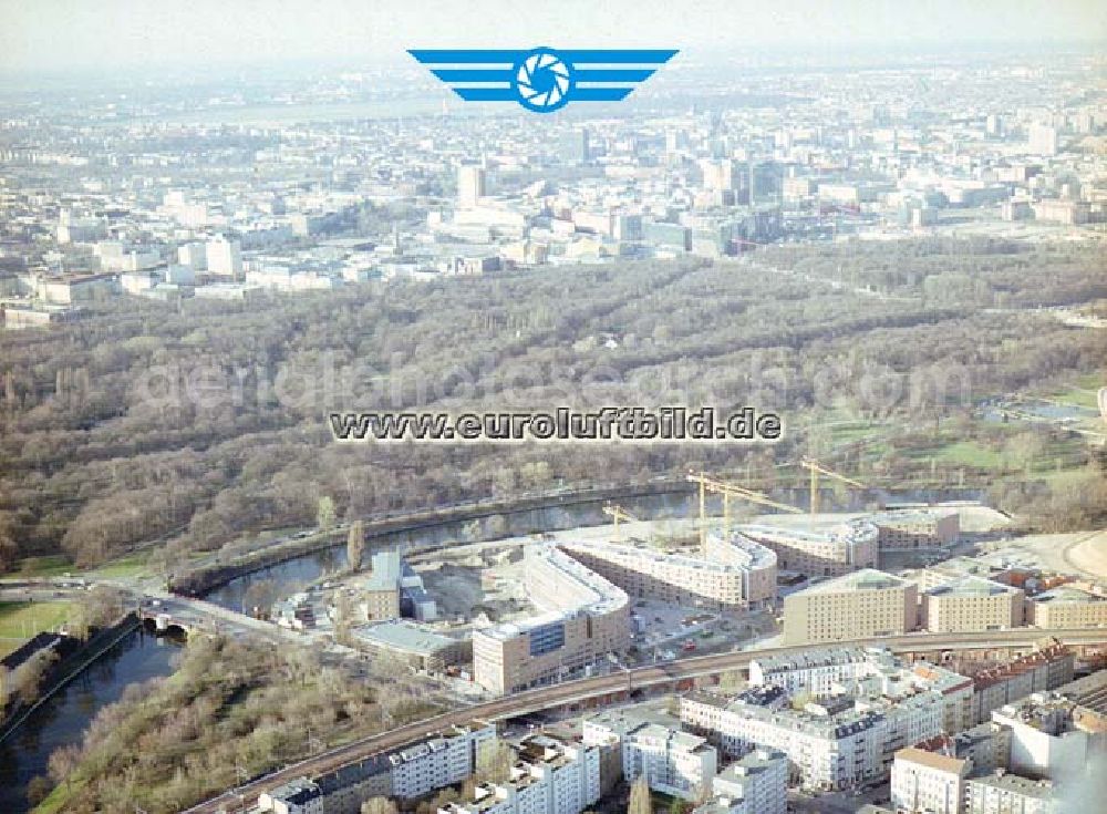 Berlin - Moabit from above - Wohnneubau am Moabiter Werder in Berlin - Moabit.