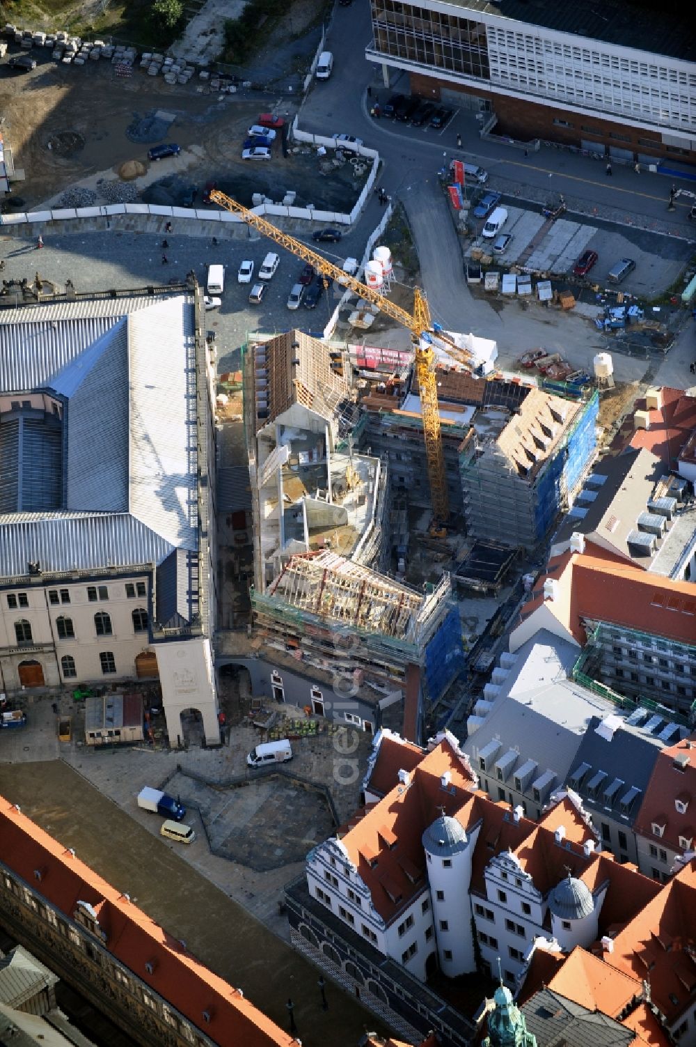 Aerial photograph Dresden - New residential and commercial building at the street corner Schösser Sporergasse Jüdenhof in the old town of Dresden in Dresden in Saxony