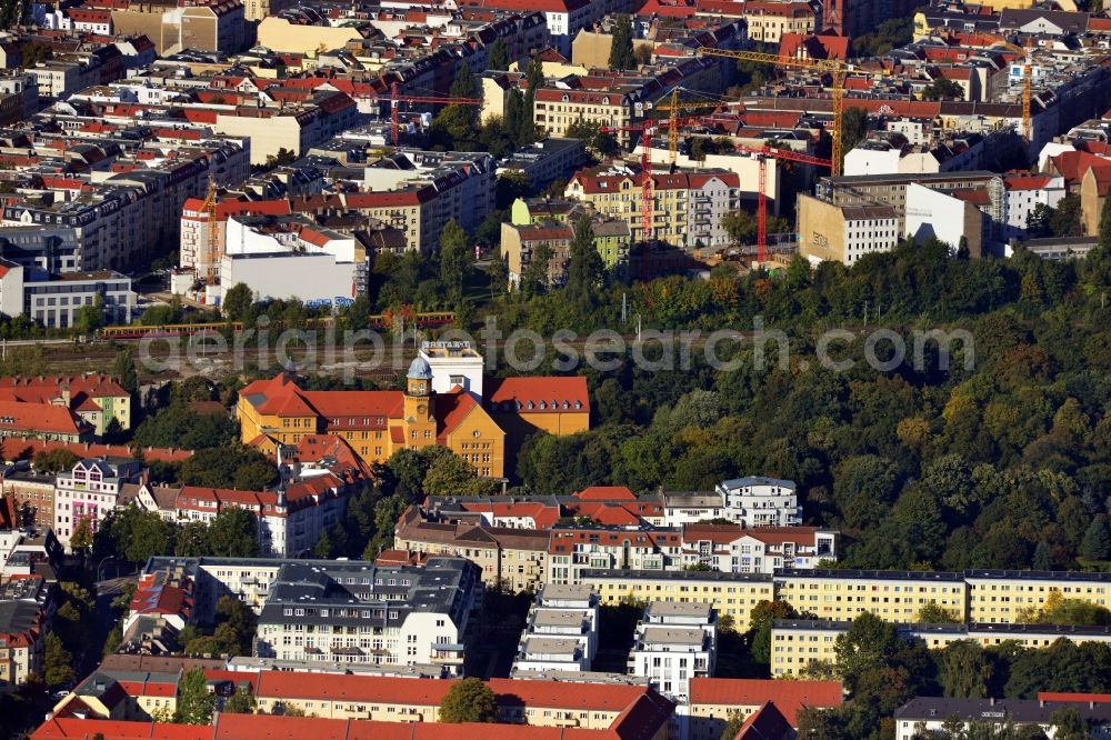 Aerial image Berlin Lichtenberg - Residential development - development with multi-family homes on the street moellensdorf in Berlin Lichtenberg