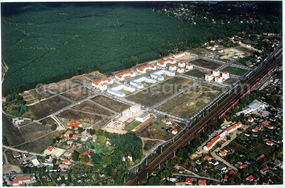 Michendorf / BRB from the bird's eye view: Wohnneubaugebiet an der Bahnstraße in Michendorf / Potsdam - Mittelmark / BRB.