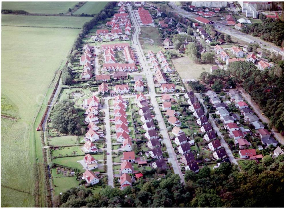 Graal-Müritz / Mecklenburg Vorpommern from above - Wohnneubaugebiet der HAWO KG in Graal - Müritz Mecklenburg Vorpommern / 27.09.02