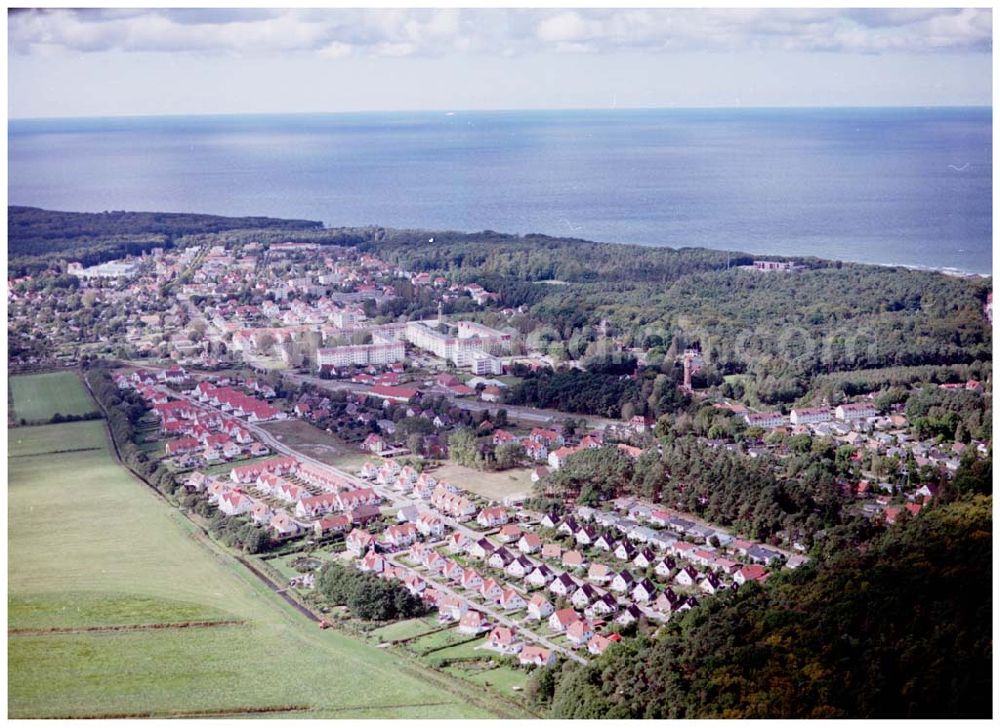 Aerial photograph Graal-Müritz / Mecklenburg Vorpommern - Wohnneubaugebiet der HAWO KG in Graal - Müritz Mecklenburg Vorpommern / 27.09.02